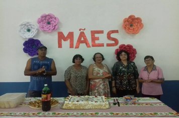 Foto - ATIVIDADES CCI DIA DAS MÃES