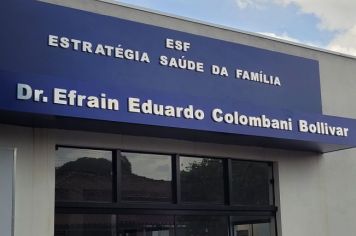 Foto - Novas Fachadas, Letreiros e Placas de Identificação nos Prédios Públicos