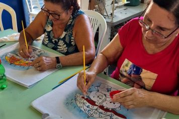 Foto - Oficina de Pintura - CRAS