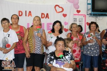 Foto - DIA INTERNACIONAL DA MULHER