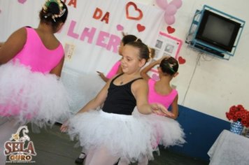 Foto - DIA INTERNACIONAL DA MULHER