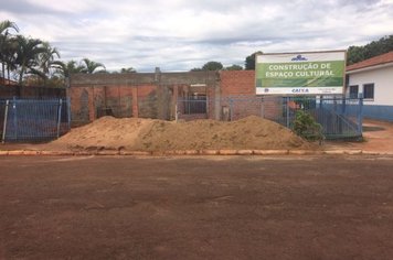 CENTRO CULTURAL EM ANDAMENTO