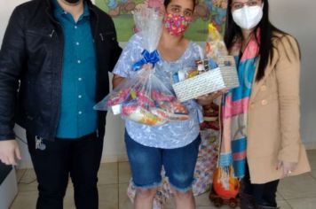 Foto - KIT JUNINO PARA O SERVIÇO DE CONVIVÊNCIA