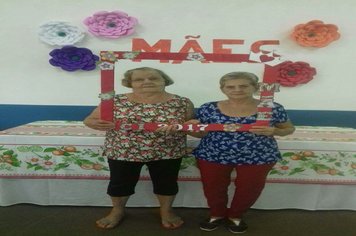 Foto - ATIVIDADES CCI DIA DAS MÃES